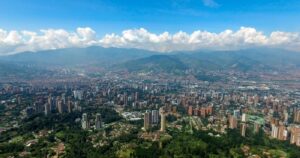 FOTO-2PANORAMICA-VALLE-DE-ABURRA-web-1