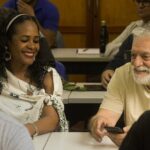 400 maestros de Medellín fortalecen prácticas pedagógicas para estudiantes con desfase entre edad y grado académico